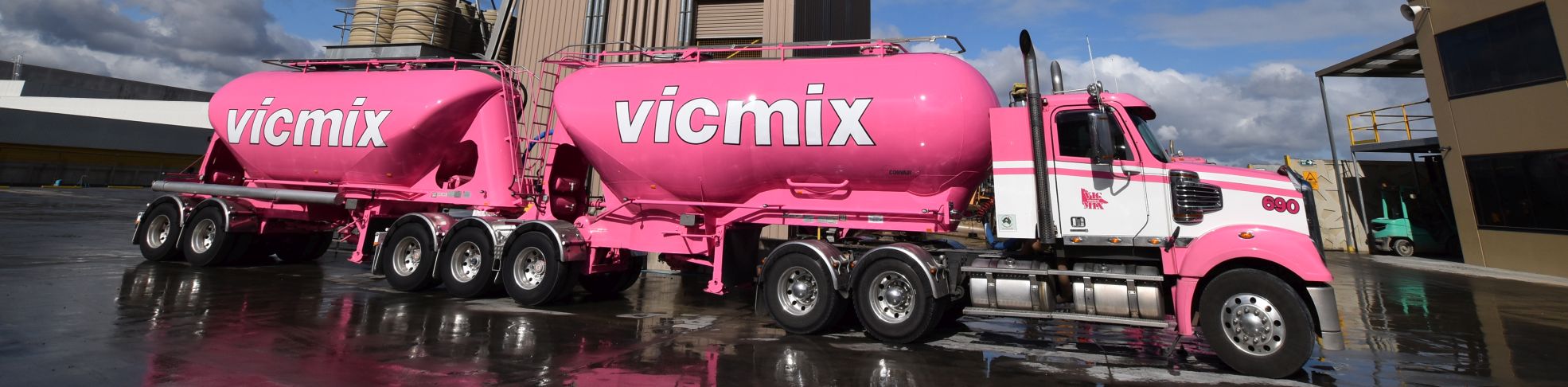 Specialists in pre-mixed concrete for decorative, industrial and domestic use