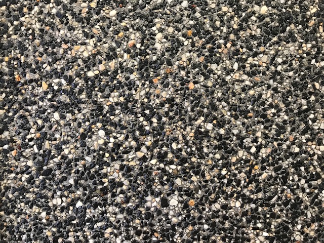 Meridian Delta 37 Half Black